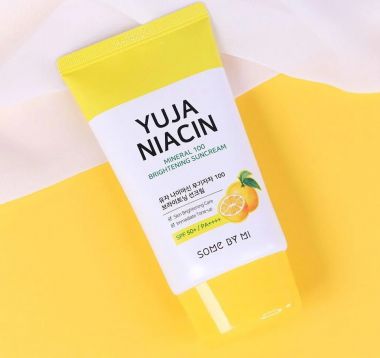 Kem chống nắng Some By Mi Yuja Niacin Mineral 100 Brightening Suncream SPF 50+ PA++++ 50ml
